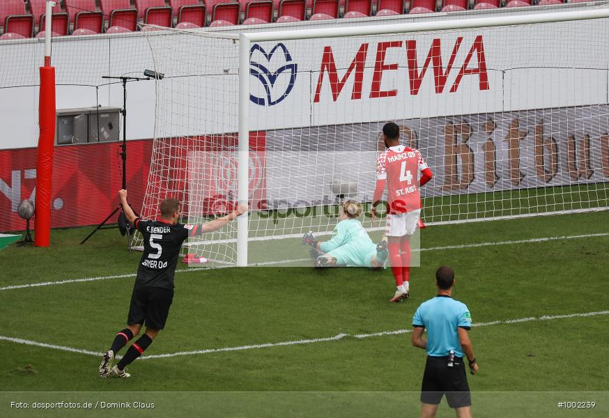 Ausbreitung Coronavirus /, 1.FSV Mainz, Bayer 04 Leverkusen, DFL, Bundesliga, Voetball, Sport, Saison 2020/2021, Le Football, Germany, Futbol, Fussball, Fotball, Deutschland, DFB, Calcio, Aktion, Action - Bild-ID: 1002239