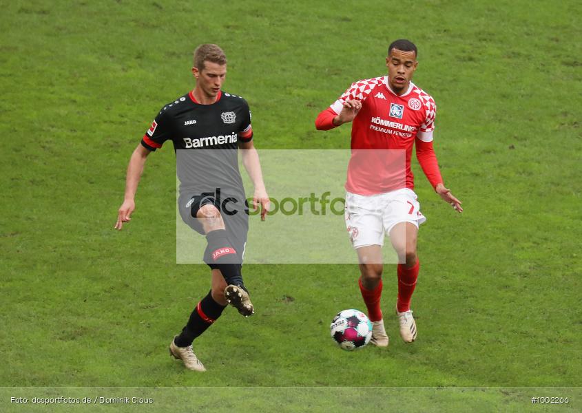 Ausbreitung Coronavirus /, 1.FSV Mainz, Bayer 04 Leverkusen, DFL, Bundesliga, Voetball, Sport, Saison 2020/2021, Le Football, Germany, Futbol, Fussball, Fotball, Deutschland, DFB, Calcio, Aktion, Action - Bild-ID: 1002266