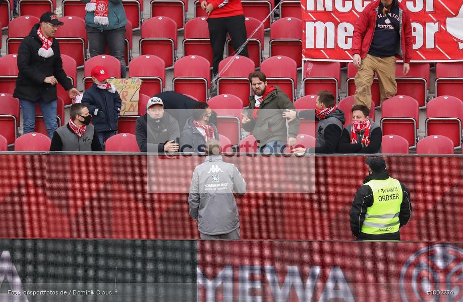 Ausbreitung Coronavirus /, 1.FSV Mainz, Bayer 04 Leverkusen, DFL, Bundesliga, Voetball, Sport, Saison 2020/2021, Le Football, Germany, Futbol, Fussball, Fotball, Deutschland, DFB, Calcio, Aktion, Action - Bild-ID: 1002274