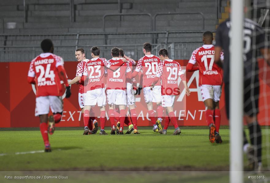 Geisterspiel, COVID-19, Pandemie, FC Giessen, 1. FSV Mainz 05 U23, Regionalliga Südwest, Regionalsport, Voetball, Sport, Saison 2020/2021, Le Football, Germany, Futbol, Fussball, Fotball, Deutschland, DFB, Calcio, Aktion, Action - Bild-ID: 1003813 Geisterspiel, COVID-19, Pandemie, FC Giessen, 1. FSV Mainz 05 U23, Regionalliga Südwest, Regionalsport, Voetball, Sport, Saison 2020/2021, Le Football, Germany, Futbol, Fussball, Fotball, Deutschland, DFB, Calcio, Aktion, Action - Bild-ID: 1003813