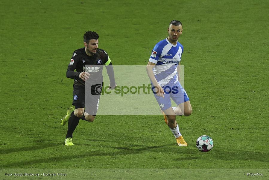 Geisterspiel, COVID-19, Pandemie, Karlsruher SC, SV Darmstadt 98, 2. Bundesliga, Regionalsport, Voetball, Sport, Saison 2020/2021, Le Football, Germany, Futbol, Fussball, Fotball, Deutschland, DFB, Calcio, Aktion, Action - Bild-ID: 1004536