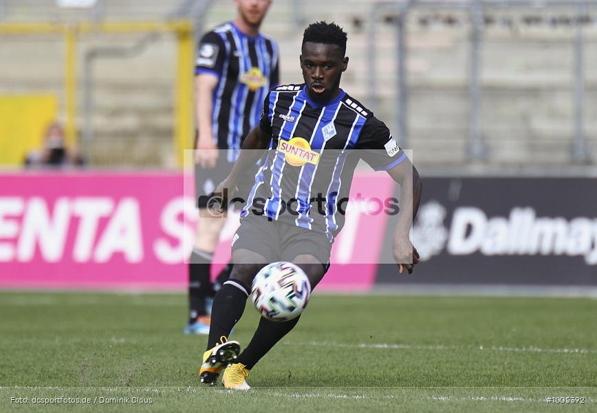 Geisterspiel, COVID-19, Pandemie, FSV Zwickau, SV Waldhof Mannheim, 3. Liga, Regionalsport, Voetball, Sport, Saison 2020/2021, Le Football, Germany, Futbol, Fussball, Fotball, Deutschland, DFB, Calcio, Aktion, Action - Bild-ID: 1005392