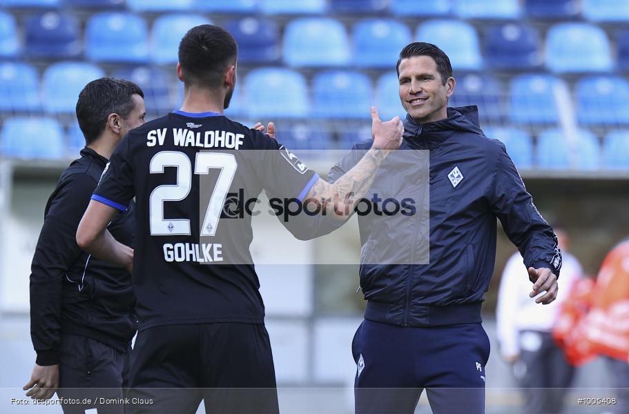 Geisterspiel, COVID-19, Pandemie, FSV Zwickau, SV Waldhof Mannheim, 3. Liga, Regionalsport, Voetball, Sport, Saison 2020/2021, Le Football, Germany, Futbol, Fussball, Fotball, Deutschland, DFB, Calcio, Aktion, Action - Bild-ID: 1005408