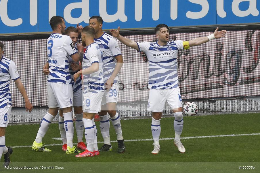 Geisterspiel, COVID-19, Pandemie, SV Waldhof Mannheim , MSV Duisburg, 3. Liga, Regionalsport, Voetball, Sport, Saison 2020/2021, Le Football, Germany, Futbol, Fussball, Fotball, Deutschland, DFB, Calcio, Aktion, Action - Bild-ID: 1005536