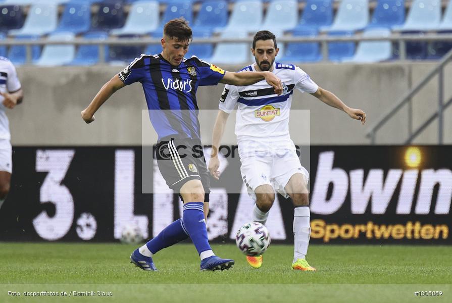 Geisterspiel, COVID-19, Pandemie, SV Waldhof Mannheim , 1. FC Saarbrücken, 3. Liga, Regionalsport, Voetball, Sport, Saison 2020/2021, Le Football, Germany, Futbol, Fussball, Fotball, Deutschland, DFB, Calcio, Aktion, Action - Bild-ID: 1005859