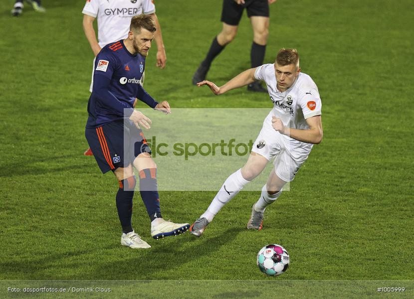 Geisterspiel, COVID-19, Pandemie, Hamburger SV, SV Sandhausen, 2. Bundesliga, Regionalsport, Voetball, Sport, Saison 2020/2021, Le Football, Germany, Futbol, Fussball, Fotball, Deutschland, DFB, Calcio, Aktion, Action - Bild-ID: 1005999
