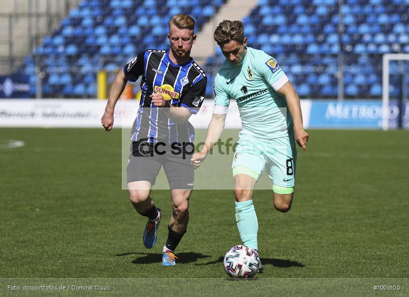 Geisterspiel, COVID-19, Pandemie, SV Waldhof Mannheim , 3. Liga, Regionalsport, Voetball, Sport, Saison 2020/2021, Le Football, Germany, Futbol, Fussball, Fotball, Deutschland, DFB, Calcio, Aktion, Action - Bild-ID: 1006100