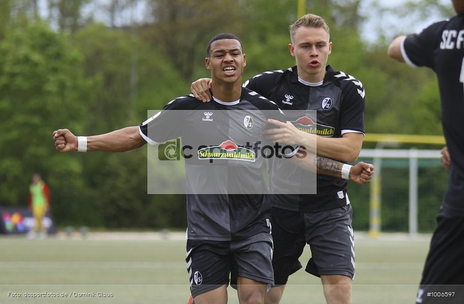 Geisterspiel, COVID-19, Pandemie, SC Freiburg U23, TSV Schott Mainz, Regionalliga Südwest, Regionalsport, Voetball, Sport, Saison 2020/2021, Le Football, Germany, Futbol, Fussball, Fotball, Deutschland, DFB, Calcio, Aktion, Action - Bild-ID: 1006597