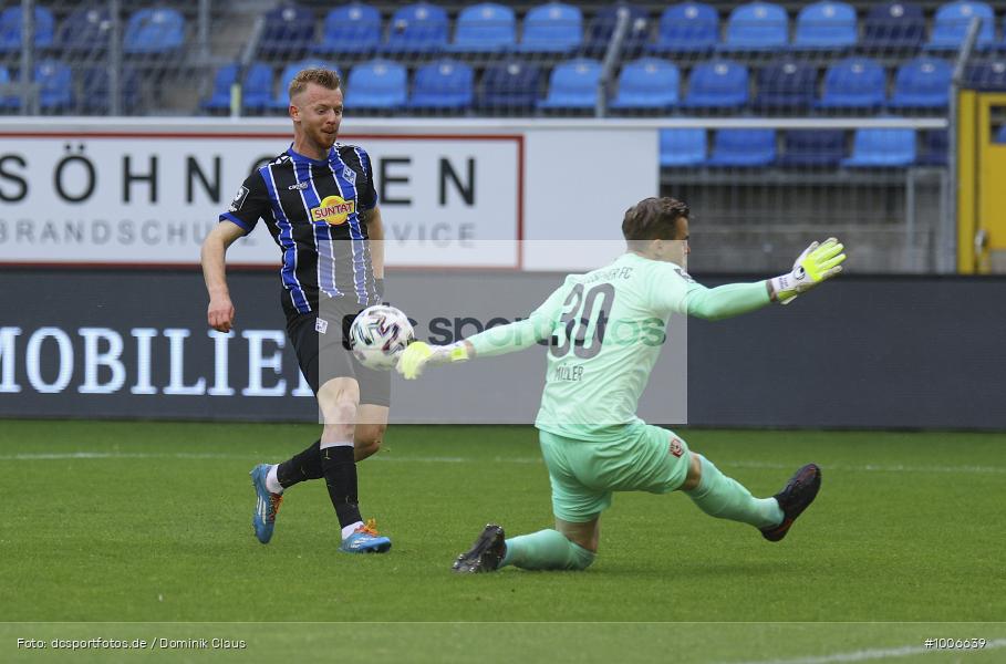 Geisterspiel, COVID-19, Pandemie, Hallescher FC, SV Waldhof Mannheim, 3. Liga, Regionalsport, Voetball, Sport, Saison 2020/2021, Le Football, Germany, Futbol, Fussball, Fotball, Deutschland, DFB, Calcio, Aktion, Action - Bild-ID: 1006639