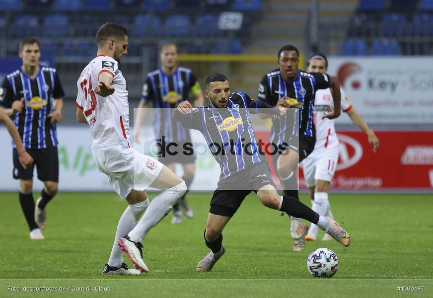 Geisterspiel, COVID-19, Pandemie, Hallescher FC, SV Waldhof Mannheim, 3. Liga, Regionalsport, Voetball, Sport, Saison 2020/2021, Le Football, Germany, Futbol, Fussball, Fotball, Deutschland, DFB, Calcio, Aktion, Action - Bild-ID: 1006697