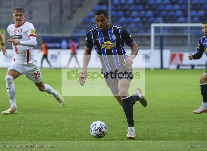 Geisterspiel, COVID-19, Pandemie, Hallescher FC, SV Waldhof Mannheim, 3. Liga, Regionalsport, Voetball, Sport, Saison 2020/2021, Le Football, Germany, Futbol, Fussball, Fotball, Deutschland, DFB, Calcio, Aktion, Action - Bild-ID: 1006699