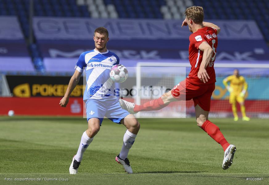 Geisterspiel, COVID-19, Pandemie, 1. FC Heidenheim, SV Darmstadt 98, 2. Bundesliga, Regionalsport, Voetball, Sport, Saison 2020/2021, Le Football, Germany, Futbol, Fussball, Fotball, Deutschland, DFB, Calcio, Aktion, Action - Bild-ID: 1006847