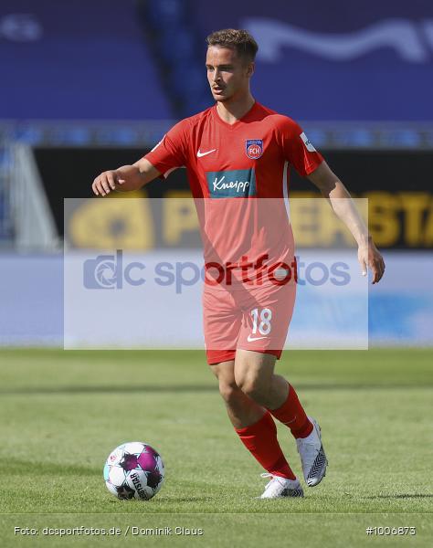 Geisterspiel, COVID-19, Pandemie, 1. FC Heidenheim, SV Darmstadt 98, 2. Bundesliga, Regionalsport, Voetball, Sport, Saison 2020/2021, Le Football, Germany, Futbol, Fussball, Fotball, Deutschland, DFB, Calcio, Aktion, Action - Bild-ID: 1006873