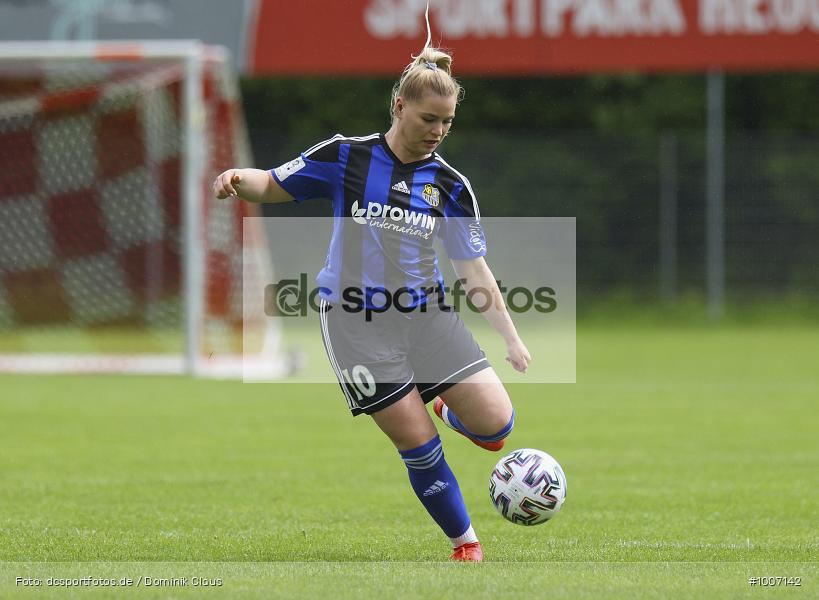 Geisterspiel, COVID-19, Pandemie, 1. FC Saarbrücken, FC Würzburger Kickers, 2. Bundesliga, Frauen, Regionalsport, Voetball, Sport, Saison 2020/2021, Le Football, Germany, Futbol, Fussball, Fotball, Deutschland, DFB, Calcio, Aktion, Action - Bild-ID: 1007142