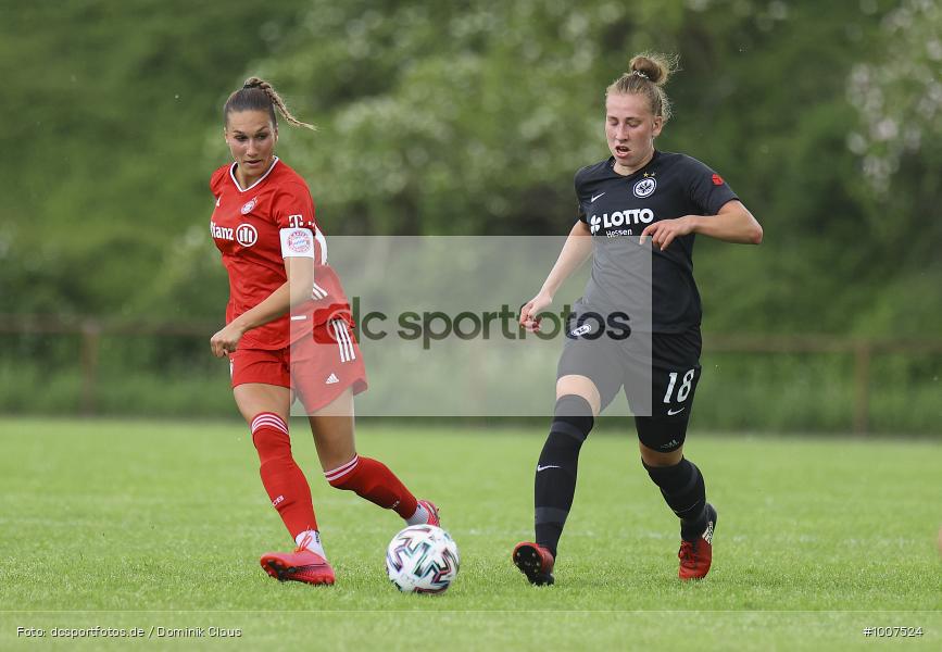 Geisterspiel, COVID-19, Pandemie, FC Bayern München, Eintracht Frankfurt, 2. Bundesliga, Frauen, Regionalsport, Voetball, Sport, Saison 2020/2021, Le Football, Germany, Futbol, Fussball, Fotball, Deutschland, DFB, Calcio, Aktion, Action - Bild-ID: 1007524