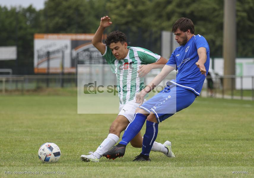 Geisterspiel, COVID-19, Pandemie, SV Blau-Gelb Frankfurt, VfR Groß-Gerau, Testspiel, Regionalsport, Voetball, Sport, Saison 2020/2021, Le Football, Germany, Futbol, Fussball, Fotball, Deutschland, DFB, Calcio, Aktion, Action - Bild-ID: 1007886