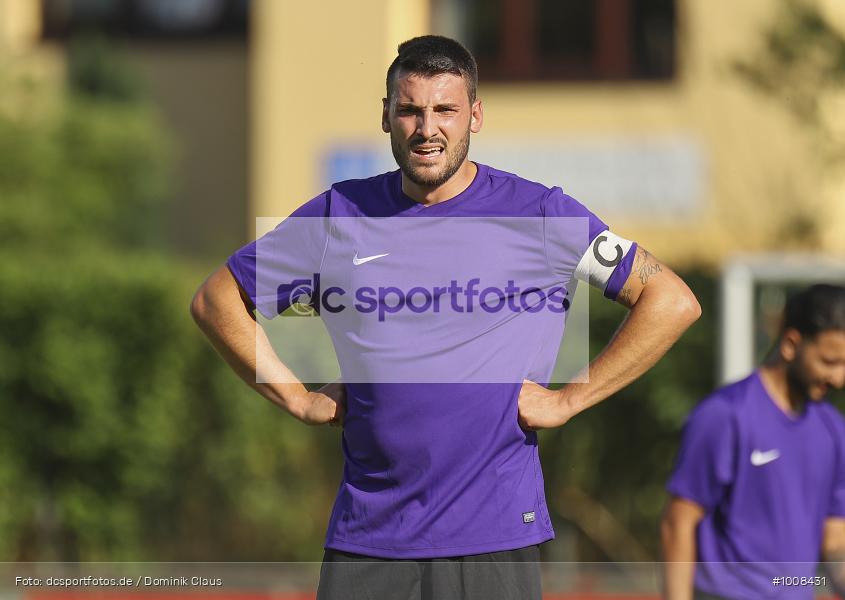 Kreispokal, SG SV Dersim VfR Rüsselsheim, VfR Groß-Gerau, Regionalsport, Voetball, Sport, Saison 2021/2022, Le Football, Germany, Futbol, Fussball, Fotball, Deutschland, DFB, Calcio, Aktion, Action - Bild-ID: 1008431