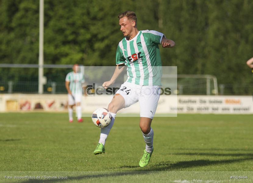 Kreispokal, SG SV Dersim VfR Rüsselsheim, VfR Groß-Gerau, Regionalsport, Voetball, Sport, Saison 2021/2022, Le Football, Germany, Futbol, Fussball, Fotball, Deutschland, DFB, Calcio, Aktion, Action - Bild-ID: 1008434