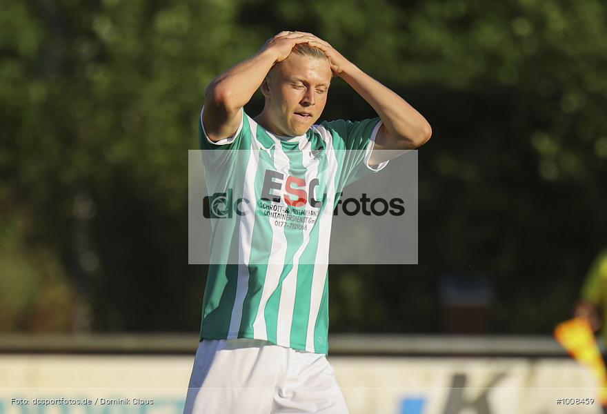 Kreispokal, SG SV Dersim VfR Rüsselsheim, VfR Groß-Gerau, Regionalsport, Voetball, Sport, Saison 2021/2022, Le Football, Germany, Futbol, Fussball, Fotball, Deutschland, DFB, Calcio, Aktion, Action - Bild-ID: 1008459