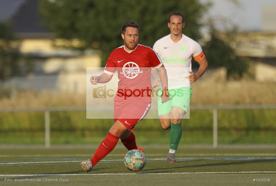 SV Sankt Stephan Griesheim, SV Olympia Biebesheim, Testspiel, Voetball, Sport, Le Football, Germany, Futbol, Fotball, Fussball, Deutschland, DFL, DFB, Calcio, 2021/22, Saison 2021/2021 - Bild-ID: 1009528 SV Sankt Stephan Griesheim, SV Olympia Biebesheim, Testspiel, Voetball, Sport, Le Football, Germany, Futbol, Fotball, Fussball, Deutschland, DFL, DFB, Calcio, 2021/22, Saison 2021/2021 - Bild-ID: 1009528