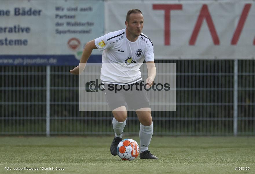 SC Viktoria Griesheim, Rot-Weiß Walldorf, Hessenliga, Voetball, Sport, Le Football, Germany, Futbol, Fotball, Fussball, Deutschland, DFL, DFB, Calcio, 2021/22, Saison 2021/2022 - Bild-ID: 1010185 SC Viktoria Griesheim, Rot-Weiß Walldorf, Hessenliga, Voetball, Sport, Le Football, Germany, Futbol, Fotball, Fussball, Deutschland, DFL, DFB, Calcio, 2021/22, Saison 2021/2022 - Bild-ID: 1010185