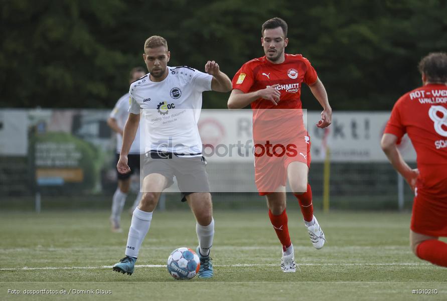 SC Viktoria Griesheim, Rot-Weiß Walldorf, Hessenliga, Voetball, Sport, Le Football, Germany, Futbol, Fotball, Fussball, Deutschland, DFL, DFB, Calcio, 2021/22, Saison 2021/2022 - Bild-ID: 1010210 SC Viktoria Griesheim, Rot-Weiß Walldorf, Hessenliga, Voetball, Sport, Le Football, Germany, Futbol, Fotball, Fussball, Deutschland, DFL, DFB, Calcio, 2021/22, Saison 2021/2022 - Bild-ID: 1010210