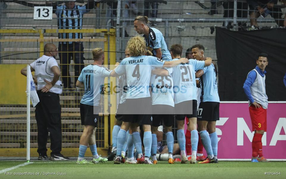 SV Meppen, SV Waldhof Mannheim, 3. Liga, Voetball, Sport, Le Football, Germany, Futbol, Fotball, Fussball, Deutschland, DFL, DFB, Calcio, 2021/22, Saison 2021/2021 - Bild-ID: 1010454 SV Meppen, SV Waldhof Mannheim, 3. Liga, Voetball, Sport, Le Football, Germany, Futbol, Fotball, Fussball, Deutschland, DFL, DFB, Calcio, 2021/22, Saison 2021/2021 - Bild-ID: 1010454