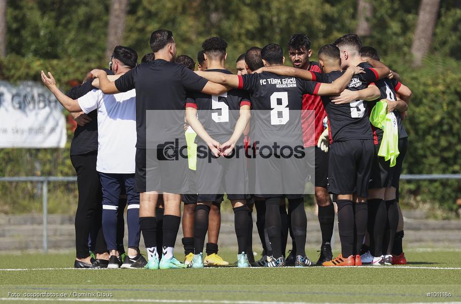 FC Türk Gücü Rüsselsheim, SV 07 Nauheim, Gruppenliga, Voetball, Sport, Le Football, Germany, Futbol, Fotball, Fussball, Deutschland, DFL, DFB, Calcio, 2021/22, Saison 2021/2022 - Bild-ID: 1011186 FC Türk Gücü Rüsselsheim, SV 07 Nauheim, Gruppenliga, Voetball, Sport, Le Football, Germany, Futbol, Fotball, Fussball, Deutschland, DFL, DFB, Calcio, 2021/22, Saison 2021/2022 - Bild-ID: 1011186