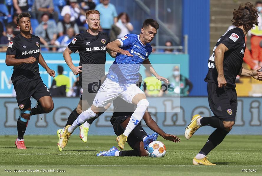 SG Dynamo Dresden, SV Darmstadt 98, 2. Bundesliga, 2. Liga, Voetball, Sport, Le Football, Germany, Futbol, Fotball, Fussball, Deutschland, DFL, DFB, Calcio, 2021/22, Saison 2021/2022 - Bild-ID: 1011696 SG Dynamo Dresden, SV Darmstadt 98, 2. Bundesliga, 2. Liga, Voetball, Sport, Le Football, Germany, Futbol, Fotball, Fussball, Deutschland, DFL, DFB, Calcio, 2021/22, Saison 2021/2022 - Bild-ID: 1011696