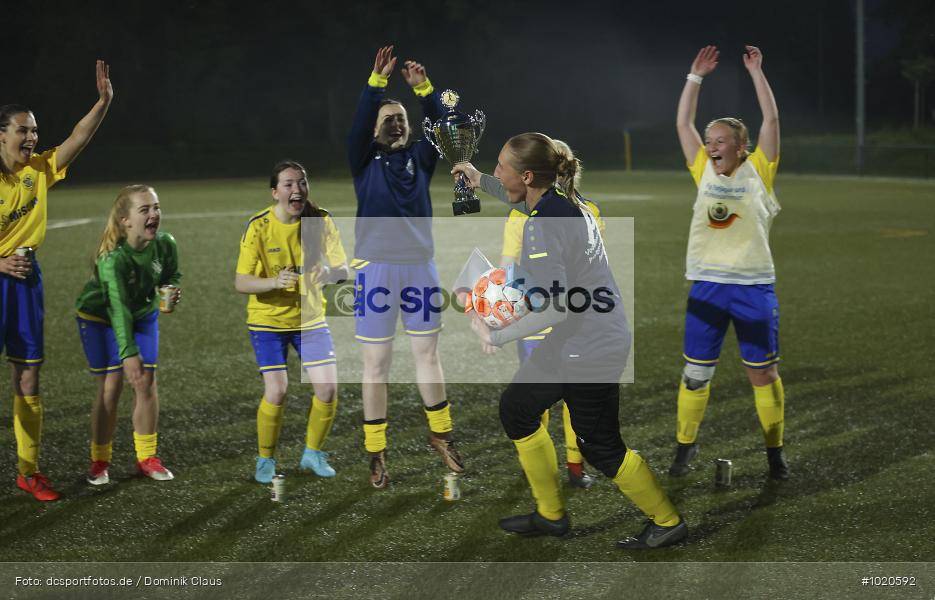 FSG Leeheim, FSG Kickers Mörfelden/Walldorf, Gruppenliga, Voetball, Sport, Le Football, Germany, Futbol, Fotball, Fussball, Deutschland, DFL, DFB, Calcio, 2021/22, Saison 2021/2022 - Bild-ID: 1020592 FSG Leeheim, FSG Kickers Mörfelden/Walldorf, Gruppenliga, Voetball, Sport, Le Football, Germany, Futbol, Fotball, Fussball, Deutschland, DFL, DFB, Calcio, 2021/22, Saison 2021/2022 - Bild-ID: 1020592