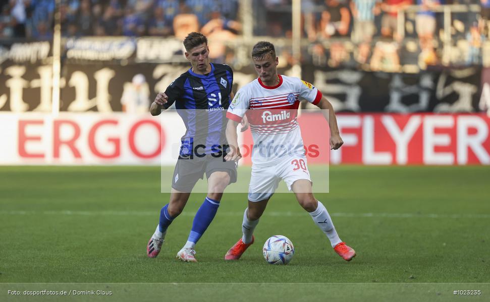 Holstein Kiel, SV Waldhof Mannheim, Pokal, DFB-Pokal, Voetball, Sport, Le Football, Germany, Futbol, Fotball, Fussball, Deutschland, DFL, DFB, Calcio, 2022/23, Saison 2022/2023 - Bild-ID: 1023235 Holstein Kiel, SV Waldhof Mannheim, Pokal, DFB-Pokal, Voetball, Sport, Le Football, Germany, Futbol, Fotball, Fussball, Deutschland, DFL, DFB, Calcio, 2022/23, Saison 2022/2023 - Bild-ID: 1023235