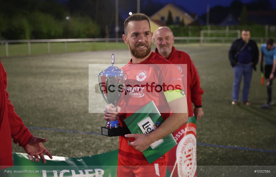 VfR Groß-Gerau, Rot-Weiß Walldorf, Finale, Kreispokal, Voetball, Sport, Le Football, Germany, Futbol, Fotball, Fussball, Deutschland, DFL, DFB, Calcio, 2022/23, Saison 2022/2023 - Bild-ID: 1032586 VfR Groß-Gerau, Rot-Weiß Walldorf, Finale, Kreispokal, Voetball, Sport, Le Football, Germany, Futbol, Fotball, Fussball, Deutschland, DFL, DFB, Calcio, 2022/23, Saison 2022/2023 - Bild-ID: 1032586