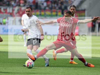 Fotos von Eintracht Frankfurt - SC Freiburg auf dcsportfotos.de