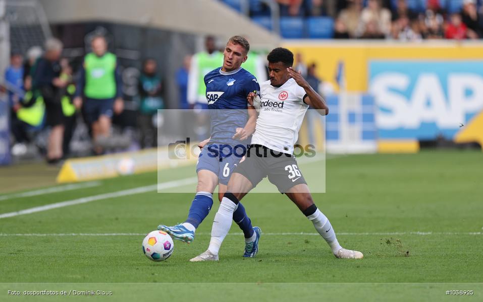 Eintracht Frankfurt, TSG 1899 Hoffenheim, 1. Bundesliga, Bundesliga, Voetball, Sport, Le Football, Germany, Futbol, Fotball, Fussball, Deutschland, DFL, DFB, Calcio, 2023/24, Saison 2023/2024 - Bild-ID: 1038925