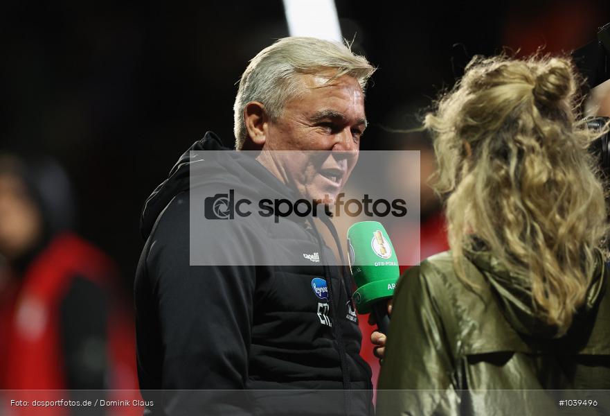 Eintracht Frankfurt, FC Viktoria Köln, Pokal, DFB-Pokal, Voetball, Sport, Le Football, Germany, Futbol, Fotball, Fussball, Deutschland, DFL, DFB, Calcio, 2023/24, Saison 2023/2024 - Bild-ID: 1039496