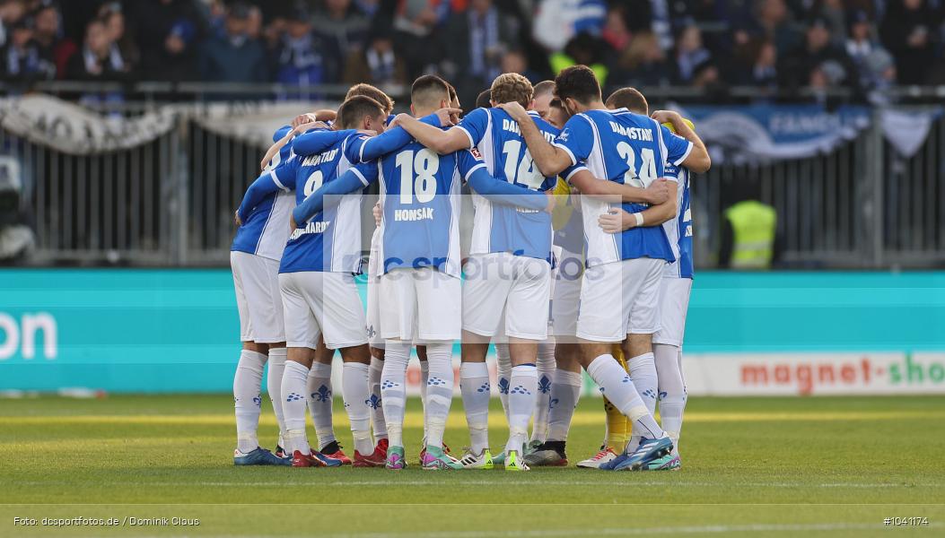 VfL Wolfsburg, SV Darmstadt 98, Bundesliga, Liga, Voetball, Sport, Le Football, Germany, Futbol, Fotball, Fussball, Deutschland, DFL, DFB, Calcio, 2023/24, Saison 2023/2024 - Bild-ID: 1041174 VfL Wolfsburg, SV Darmstadt 98, Bundesliga, Liga, Voetball, Sport, Le Football, Germany, Futbol, Fotball, Fussball, Deutschland, DFL, DFB, Calcio, 2023/24, Saison 2023/2024 - Bild-ID: 1041174