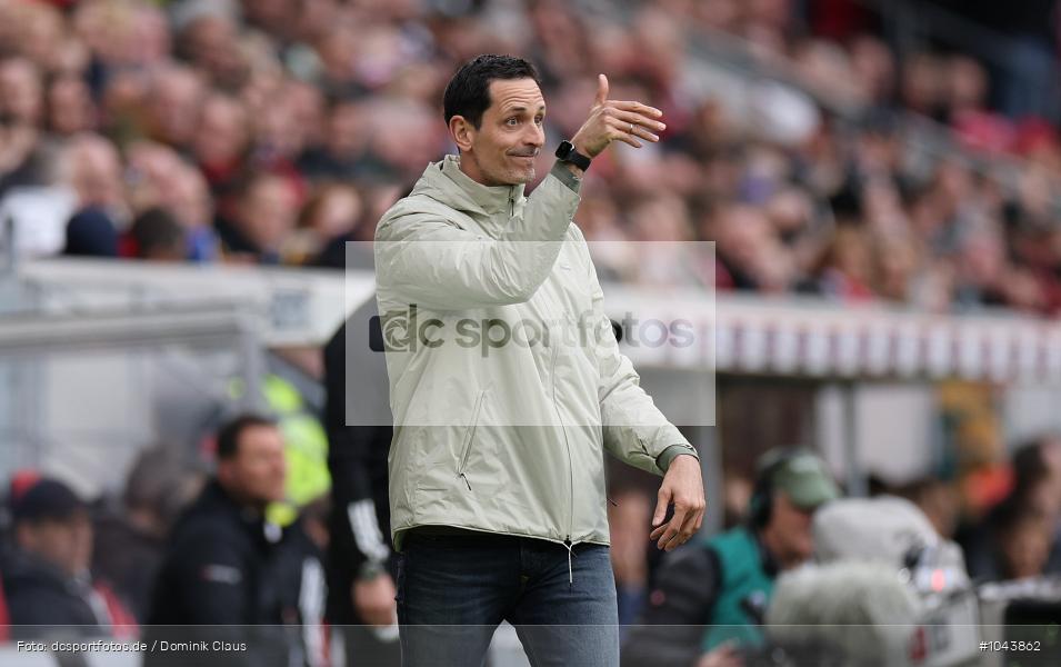 Eintracht Frankfurt, SC Freiburg, 1. Bundesliga, Bundesliga, Voetball, Sport, Le Football, Germany, Futbol, Fotball, Fussball, Deutschland, DFL, DFB, Calcio, 2023/24, Saison 2023/2024 - Bild-ID: 1043862 Eintracht Frankfurt, SC Freiburg, 1. Bundesliga, Bundesliga, Voetball, Sport, Le Football, Germany, Futbol, Fotball, Fussball, Deutschland, DFL, DFB, Calcio, 2023/24, Saison 2023/2024 - Bild-ID: 1043862