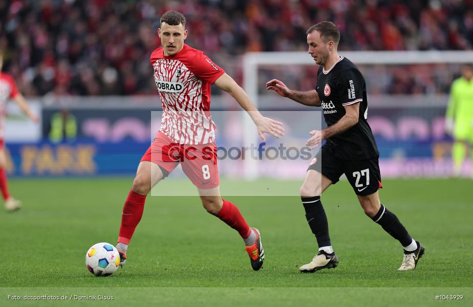 Eintracht Frankfurt, SC Freiburg, 1. Bundesliga, Bundesliga, Voetball, Sport, Le Football, Germany, Futbol, Fotball, Fussball, Deutschland, DFL, DFB, Calcio, 2023/24, Saison 2023/2024 - Bild-ID: 1043929 Eintracht Frankfurt, SC Freiburg, 1. Bundesliga, Bundesliga, Voetball, Sport, Le Football, Germany, Futbol, Fotball, Fussball, Deutschland, DFL, DFB, Calcio, 2023/24, Saison 2023/2024 - Bild-ID: 1043929