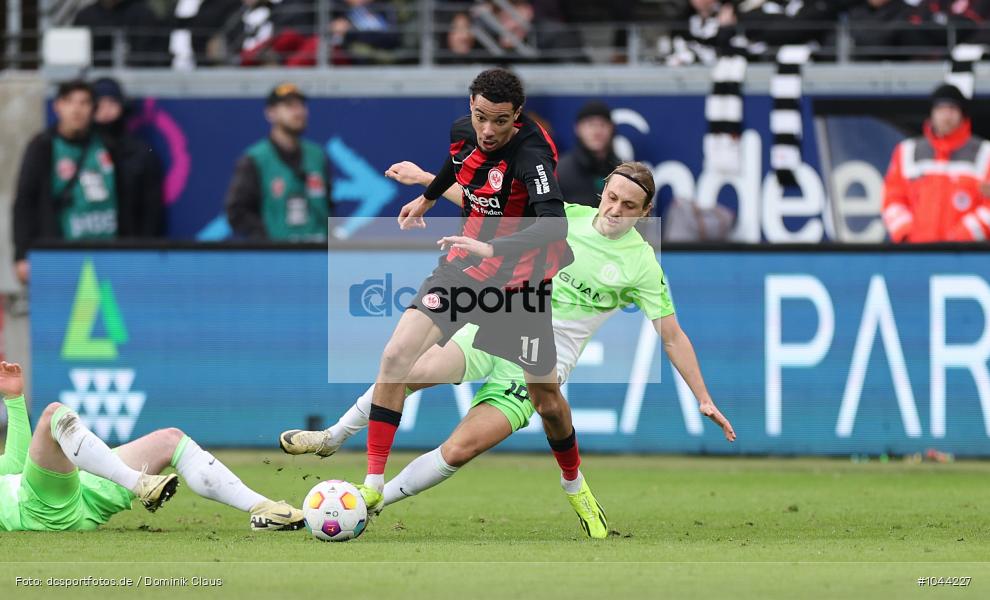 VfL Wolfsburg, Eintracht Frankfurt, Bundesliga, Voetball, Sport, Le Football, Germany, Futbol, Fotball, Fussball, Deutschland, DFL, DFB, Calcio, 2023/24, Saison 2023/2024 - Bild-ID: 1044227 VfL Wolfsburg, Eintracht Frankfurt, Bundesliga, Voetball, Sport, Le Football, Germany, Futbol, Fotball, Fussball, Deutschland, DFL, DFB, Calcio, 2023/24, Saison 2023/2024 - Bild-ID: 1044227