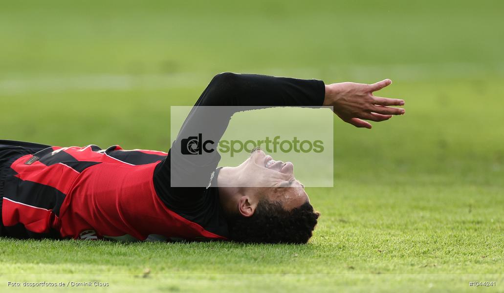 VfL Wolfsburg, Eintracht Frankfurt, Bundesliga, Voetball, Sport, Le Football, Germany, Futbol, Fotball, Fussball, Deutschland, DFL, DFB, Calcio, 2023/24, Saison 2023/2024 - Bild-ID: 1044241 VfL Wolfsburg, Eintracht Frankfurt, Bundesliga, Voetball, Sport, Le Football, Germany, Futbol, Fotball, Fussball, Deutschland, DFL, DFB, Calcio, 2023/24, Saison 2023/2024 - Bild-ID: 1044241