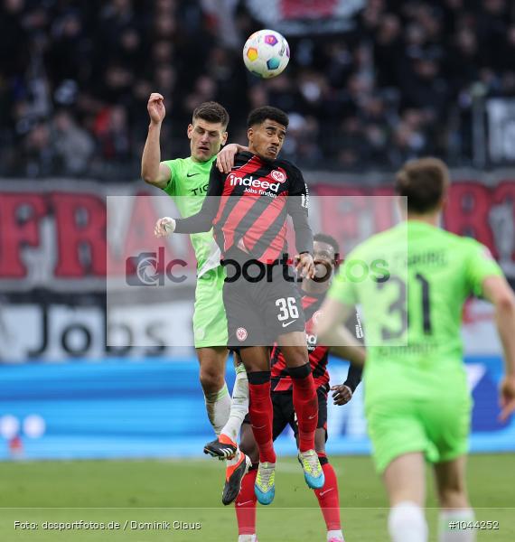 VfL Wolfsburg, Eintracht Frankfurt, Bundesliga, Voetball, Sport, Le Football, Germany, Futbol, Fotball, Fussball, Deutschland, DFL, DFB, Calcio, 2023/24, Saison 2023/2024 - Bild-ID: 1044252 VfL Wolfsburg, Eintracht Frankfurt, Bundesliga, Voetball, Sport, Le Football, Germany, Futbol, Fotball, Fussball, Deutschland, DFL, DFB, Calcio, 2023/24, Saison 2023/2024 - Bild-ID: 1044252