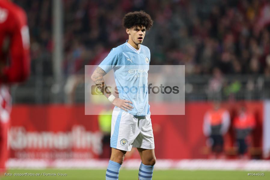 Manchester City, 1. FSV Mainz 05, Achtelfinale, UEFA Youth League, Youth League, UEFA, Voetball, Sport, Le Football, Germany, Futbol, Fotball, Fussball, Deutschland, DFL, DFB, Calcio, 2023/24, Saison 2023/2024 - Bild-ID: 1044335