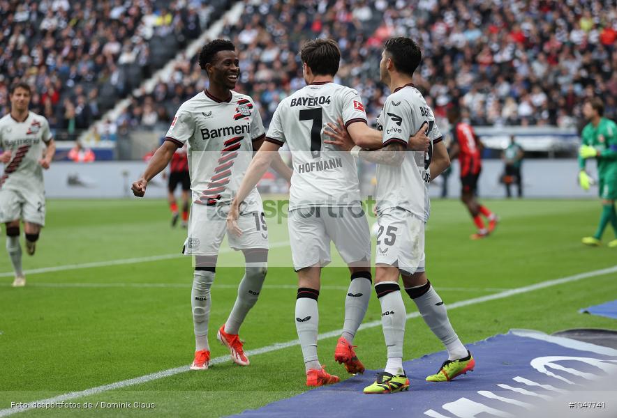 Bayer 04 Leverkusen, Eintracht Frankfurt, Bundesliga, Voetball, Sport, Le Football, Germany, Futbol, Fotball, Fussball, Deutschland, DFL, DFB, Calcio, 2023/24, Saison 2023/2024 - Bild-ID: 1047741