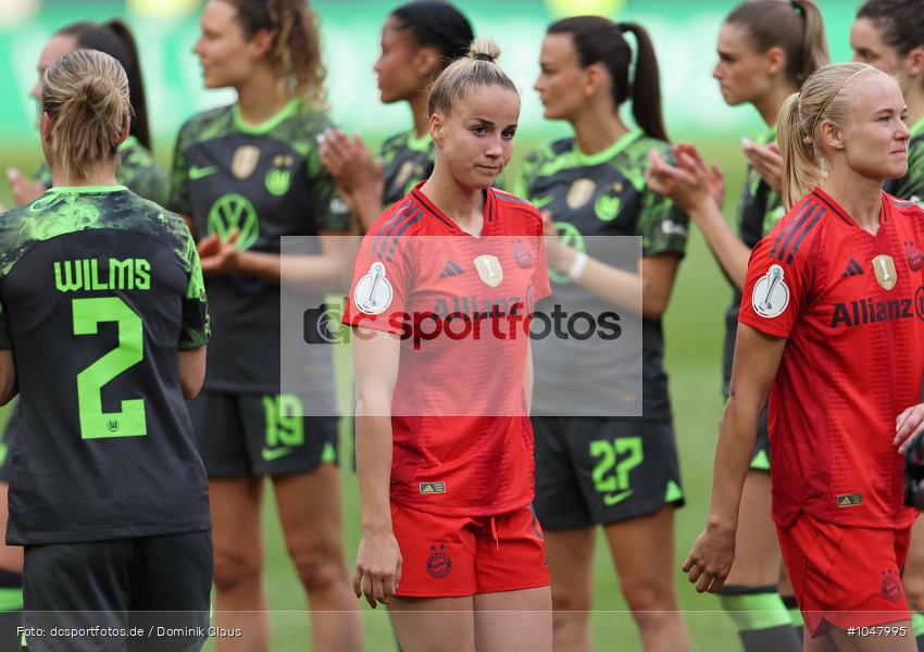 VfL Wolfsburg, FC Bayern München, Finale, DFB-Pokalfinale, Frauen, Voetball, Sport, Le Football, Germany, Futbol, Fotball, Fussball, Deutschland, DFL, DFB, Calcio, 2023/24, Saison 2023/2024 - Bild-ID: 1047995 VfL Wolfsburg, FC Bayern München, Finale, DFB-Pokalfinale, Frauen, Voetball, Sport, Le Football, Germany, Futbol, Fotball, Fussball, Deutschland, DFL, DFB, Calcio, 2023/24, Saison 2023/2024 - Bild-ID: 1047995