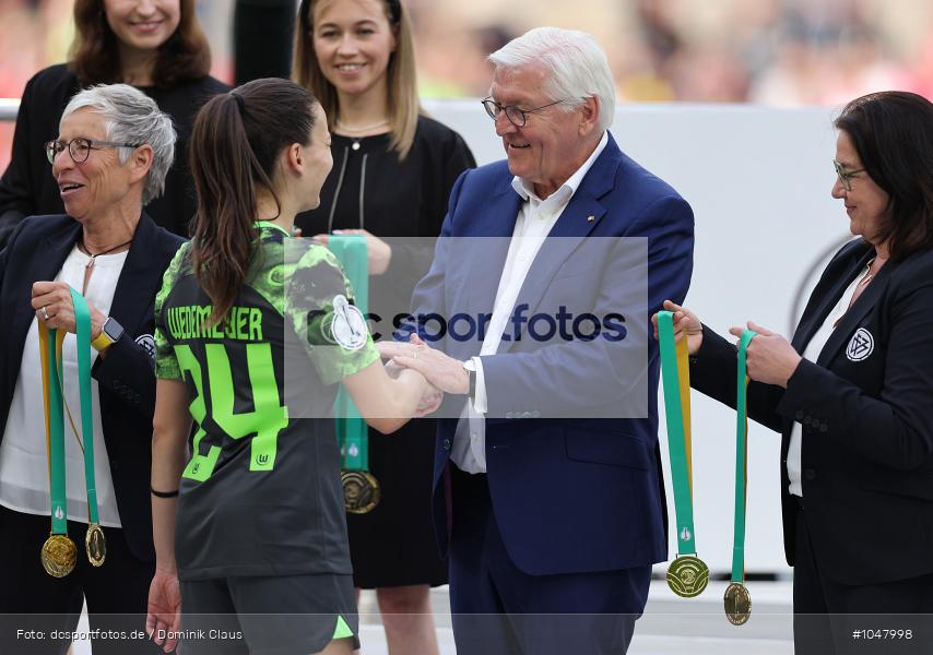 VfL Wolfsburg, FC Bayern München, Finale, DFB-Pokalfinale, Frauen, Voetball, Sport, Le Football, Germany, Futbol, Fotball, Fussball, Deutschland, DFL, DFB, Calcio, 2023/24, Saison 2023/2024 - Bild-ID: 1047998