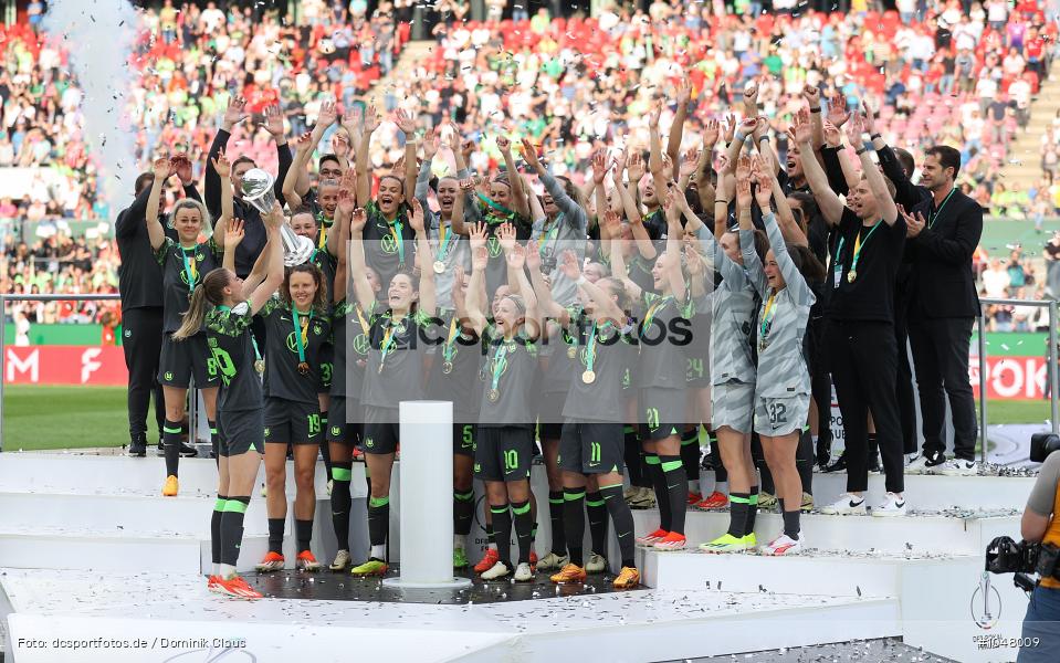 VfL Wolfsburg, FC Bayern München, Finale, DFB-Pokalfinale, Frauen, Voetball, Sport, Le Football, Germany, Futbol, Fotball, Fussball, Deutschland, DFL, DFB, Calcio, 2023/24, Saison 2023/2024 - Bild-ID: 1048009 VfL Wolfsburg, FC Bayern München, Finale, DFB-Pokalfinale, Frauen, Voetball, Sport, Le Football, Germany, Futbol, Fotball, Fussball, Deutschland, DFL, DFB, Calcio, 2023/24, Saison 2023/2024 - Bild-ID: 1048009