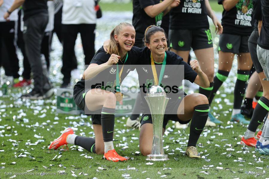 VfL Wolfsburg, FC Bayern München, Finale, DFB-Pokalfinale, Frauen, Voetball, Sport, Le Football, Germany, Futbol, Fotball, Fussball, Deutschland, DFL, DFB, Calcio, 2023/24, Saison 2023/2024 - Bild-ID: 1048024 VfL Wolfsburg, FC Bayern München, Finale, DFB-Pokalfinale, Frauen, Voetball, Sport, Le Football, Germany, Futbol, Fotball, Fussball, Deutschland, DFL, DFB, Calcio, 2023/24, Saison 2023/2024 - Bild-ID: 1048024