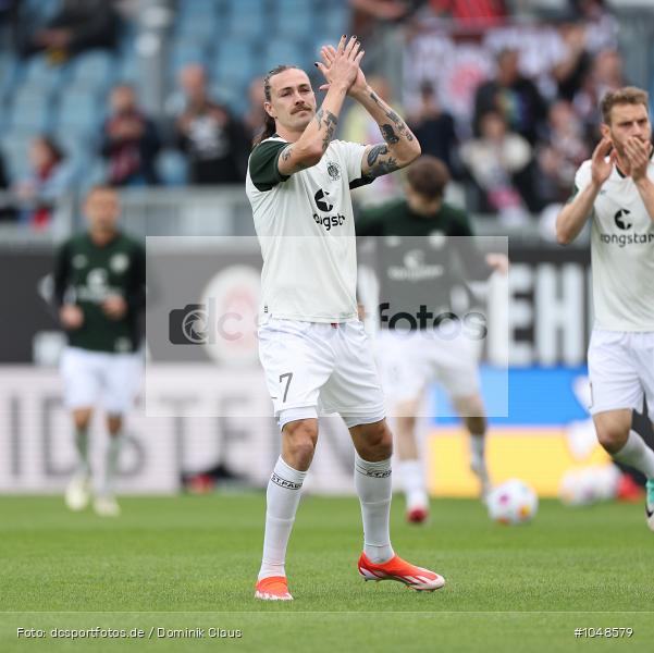 FC Sankt Pauli, FC St. Pauli, SV Wehen Wiesbaden, 2. Bundesliga, Liga, 2. Liga, Voetball, Sport, Le Football, Germany, Futbol, Fotball, Fussball, Deutschland, DFL, DFB, Calcio, 2023/24, Saison 2023/2024 - Bild-ID: 1048579 FC Sankt Pauli, FC St. Pauli, SV Wehen Wiesbaden, 2. Bundesliga, Liga, 2. Liga, Voetball, Sport, Le Football, Germany, Futbol, Fotball, Fussball, Deutschland, DFL, DFB, Calcio, 2023/24, Saison 2023/2024 - Bild-ID: 1048579
