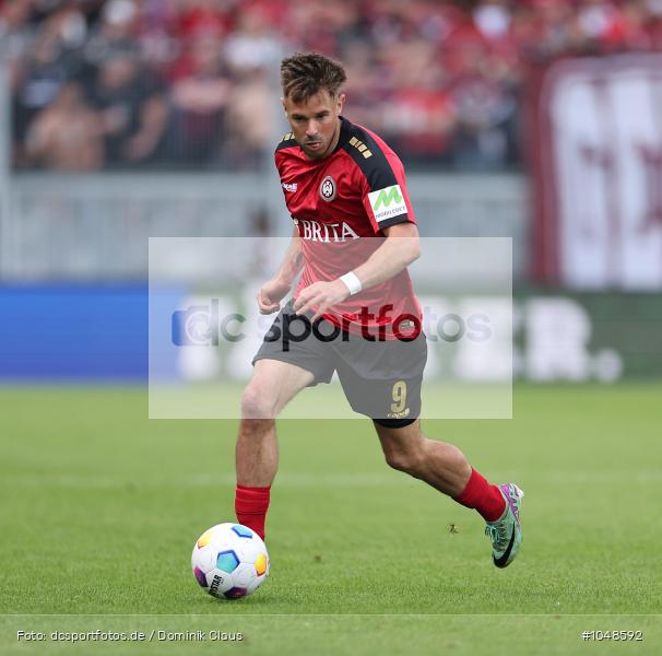 FC Sankt Pauli, FC St. Pauli, SV Wehen Wiesbaden, 2. Bundesliga, Liga, 2. Liga, Voetball, Sport, Le Football, Germany, Futbol, Fotball, Fussball, Deutschland, DFL, DFB, Calcio, 2023/24, Saison 2023/2024 - Bild-ID: 1048592 FC Sankt Pauli, FC St. Pauli, SV Wehen Wiesbaden, 2. Bundesliga, Liga, 2. Liga, Voetball, Sport, Le Football, Germany, Futbol, Fotball, Fussball, Deutschland, DFL, DFB, Calcio, 2023/24, Saison 2023/2024 - Bild-ID: 1048592