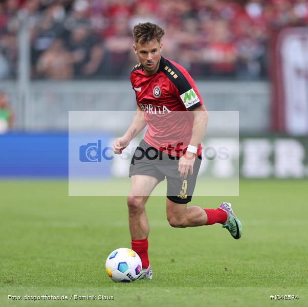 FC Sankt Pauli, FC St. Pauli, SV Wehen Wiesbaden, 2. Bundesliga, Liga, 2. Liga, Voetball, Sport, Le Football, Germany, Futbol, Fotball, Fussball, Deutschland, DFL, DFB, Calcio, 2023/24, Saison 2023/2024 - Bild-ID: 1048594 FC Sankt Pauli, FC St. Pauli, SV Wehen Wiesbaden, 2. Bundesliga, Liga, 2. Liga, Voetball, Sport, Le Football, Germany, Futbol, Fotball, Fussball, Deutschland, DFL, DFB, Calcio, 2023/24, Saison 2023/2024 - Bild-ID: 1048594